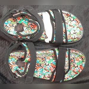 Ted Baker Women's Flirty Texture Ditzy Floral Sports Sandal Size 7 New